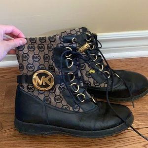 Michael Kors Winter Boots
